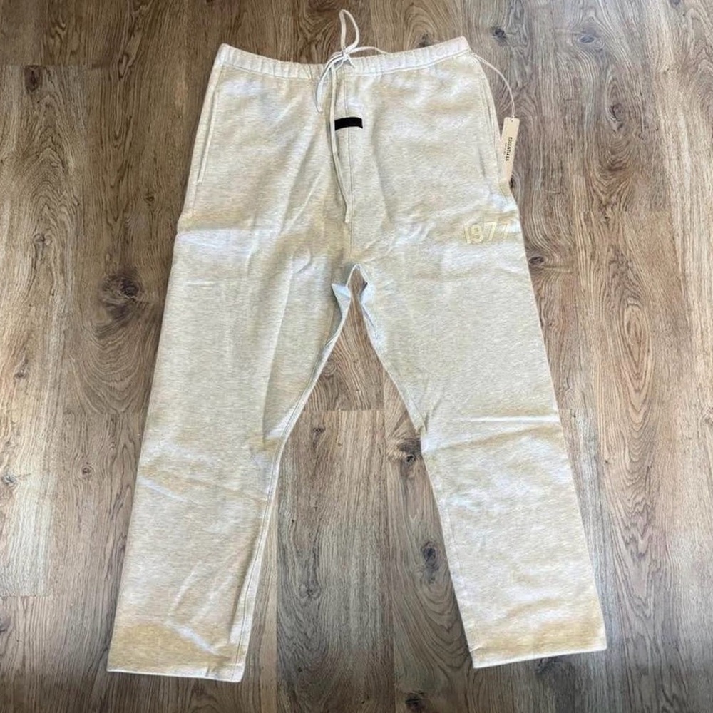 Fear of God Essentials 1977 Light Oatmeal Sweatpants